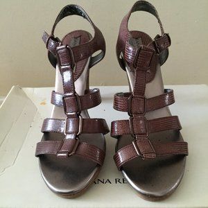 Banana Republic Brown Leather Sandals Size 6.5